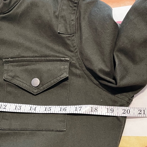 Marker & Spruce Women’s Green jacket size Medium - Picture 6 of 9